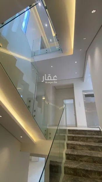 فيلا للبيع في شارع أبي الريحان البيروني, حي المهدية, مدينة الرياض, منطقة الرياض صورة 4