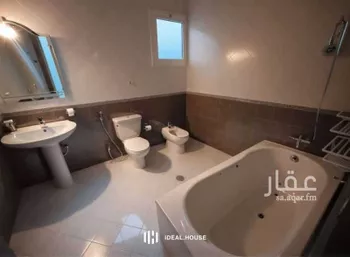 شقة للبيع في شارع مدائن صالح ، حي الحمراء ، الخبر ، الخبر صورة 4