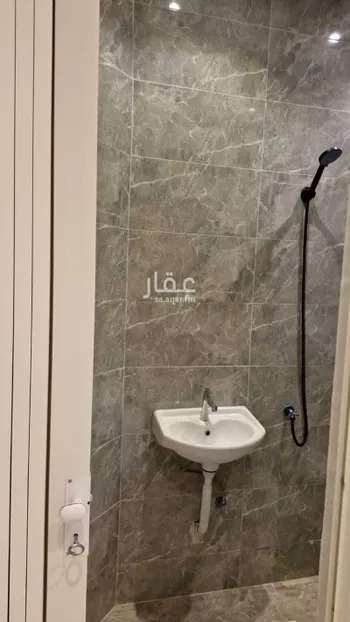 شقة للبيع في شارع أبو محجن, حي الصفاء, مدينة جدة, منطقة مكة المكرمة