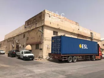محل للبيع في شارع ابي الحسن الواعظ, حي الفيصلية, مدينة الرياض, منطقة الرياض صورة 2