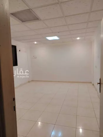 فيلا للبيع في شارع أبي الحسن الهاشمي, حي الخليج, مدينة الرياض, منطقة الرياض صورة 4