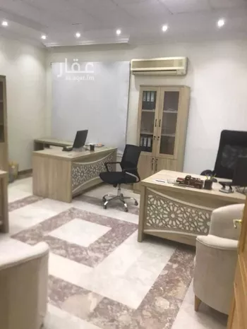 مكتب تجاري للإيجار في شارع الخزنه, حي إشبيلية, مدينة الرياض, منطقة الرياض صورة 2