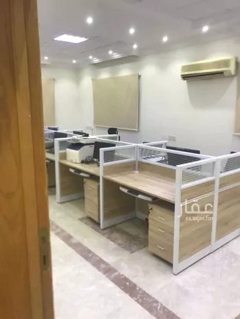 مكتب تجاري للإيجار في شارع الخزنه, حي إشبيلية, مدينة الرياض, منطقة الرياض صورة 5