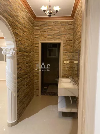 شقة للإيجار في شارع ثادق, حي ظهرة لبن, مدينة الرياض, منطقة الرياض