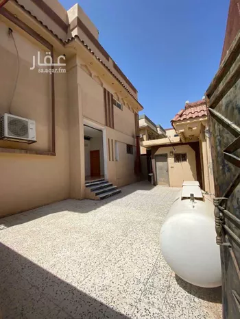 فيلا للبيع في شارع رشيد الدين الصوري, حي الموطا, مدينة بريده, منطقة القصيم صورة 4