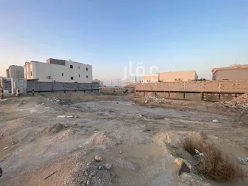 أرض للبيع في شارع شارع 20 متر و يله شارع طولي 30 متر T1031, حي العزيزية, مدينة الجبيل, المنطقة الشرقية صورة 4