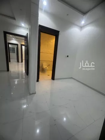 فيلا للبيع في شارع عثمان بن عيسى, حي المهدية, مدينة الرياض, منطقة الرياض صورة 4
