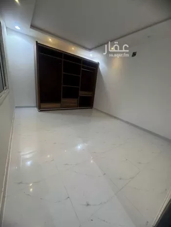 فيلا للبيع في شارع عثمان بن عيسى, حي المهدية, مدينة الرياض, منطقة الرياض صورة 3