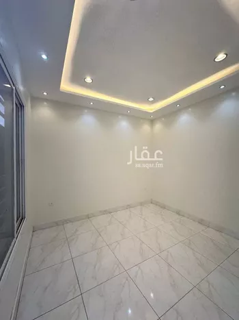 فيلا للبيع في شارع سفيان بن الحكم, حي الجامعيين, مدينة خميس مشيط, منطقة عسير صورة 3