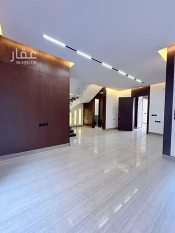 فيلا للبيع في شارع عبداللطيف بن المبارك, حي المهدية, مدينة الرياض, منطقة الرياض صورة 4
