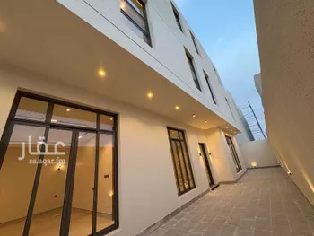 فيلا للبيع في شارع عبداللطيف بن المبارك, حي المهدية, مدينة الرياض, منطقة الرياض صورة 4