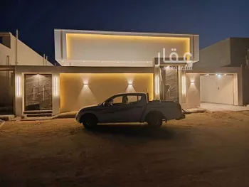 دور للبيع في شارع صالح العباد ، حي ولي العهد ، مكة المكرمة ، منطقة مكة المكرمة