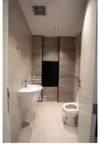 فيلا للإيجار في شارع عبدالله بن حبان, حي الرمال, مدينة الرياض, منطقة الرياض صورة 4