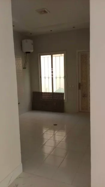 فيلا للإيجار في شارع كريم الدين البرموني ، حي عريض ، الرياض ، منطقة الرياض صورة 3