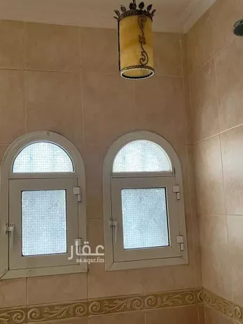 فيلا للبيع في شارع عمر بن نبيه ، حي السامر ، جدة ، جدة صورة 3