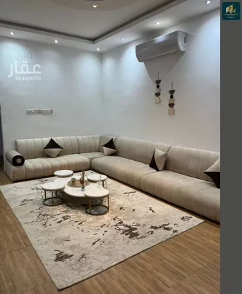فيلا للبيع في شارع أبي فالح الأنصاري, حي شبرا, مدينة الرياض, منطقة الرياض صورة 2
