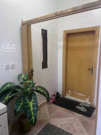 فيلا للبيع في شارع عنبسه المهري, حي السويدي, مدينة الرياض, منطقة الرياض صورة 3