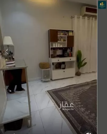فيلا للبيع في شارع المازني, حي العريجاء الأوسط, مدينة الرياض, منطقة الرياض صورة 3