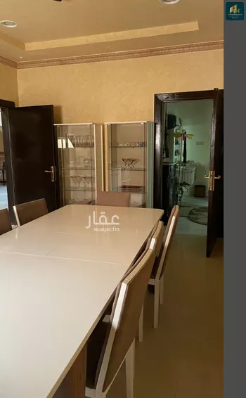 فيلا للبيع في شارع الحبطة, حي شبرا, مدينة الرياض, منطقة الرياض صورة 3