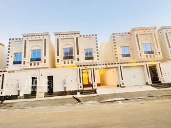 فيلا للبيع في شارع المضحاه, حي الرحمانية, مدينة جدة, منطقة مكة المكرمة