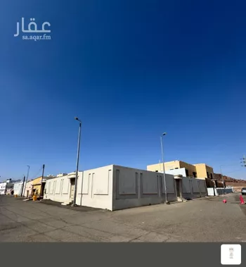 أرض للبيع في شارع القلاع, حي العزيزية, مدينة حائل, منطقة حائل صورة 2