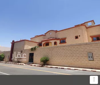 فيلا للبيع في شارع خالد بن خلاد الأنصاري, حي صبابة, مدينة حائل, منطقة حائل صورة 2