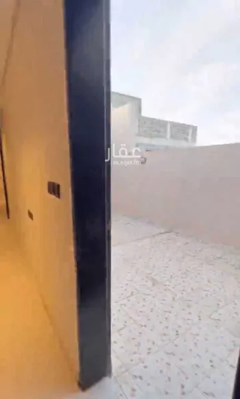 بيت للإيجار في شارع عبيدالله بن يزيد ، حي المعيزلة ، الرياض ، منطقة الرياض صورة 2