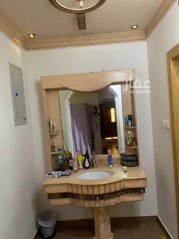 فيلا للبيع في شارع الصواف, حي إشبيلية, مدينة الرياض, منطقة الرياض صورة 5