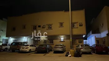 شقة للبيع في شارع أحمد بن طريف, حي عكاظ, مدينة الرياض, منطقة الرياض