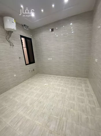دور للبيع في شارع الليث, حي البرية, مدينة الرياض, منطقة الرياض صورة 3