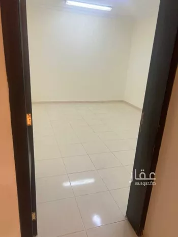 عمارة للإيجار في شارع الامير احمد ابن عبدالعزيز, حي مدينة العمال, مدينة الخبر, المنطقة الشرقية صورة 2