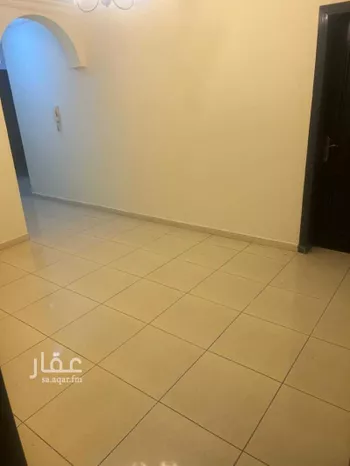 عمارة للإيجار في شارع الثاني والعشرون, حي العقربية, مدينة الخبر, المنطقة الشرقية صورة 2