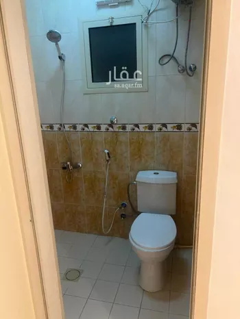 عمارة للإيجار في شارع الامير احمد ابن عبدالعزيز, حي مدينة العمال, مدينة الخبر, المنطقة الشرقية صورة 3