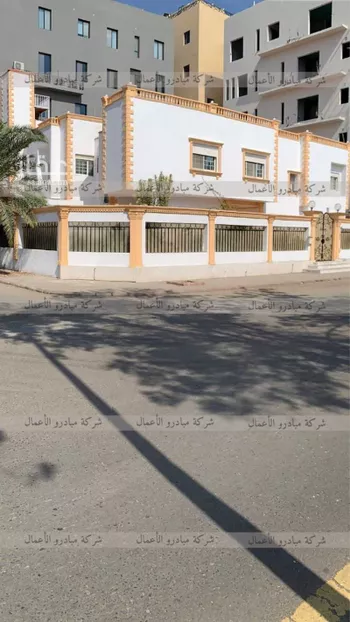 فيلا للإيجار في شارع عبدالله جاسر, حي الزهراء, مدينة جدة, منطقة مكة المكرمة