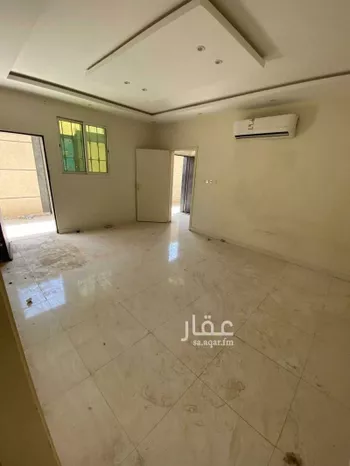 دور للبيع في شارع ابن الناظر, حي العزيزية, مدينة الرياض, منطقة الرياض صورة 3