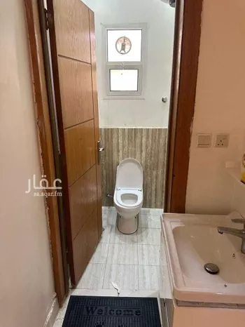 فيلا للبيع في شارع قصيرات, حي شبرا, مدينة الرياض, منطقة الرياض صورة 4