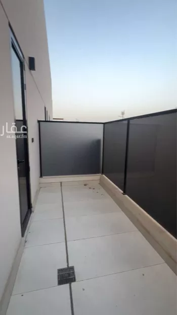 دور للبيع في شارع الحاوي, حي العقيق, مدينة الرياض, منطقة الرياض صورة 5