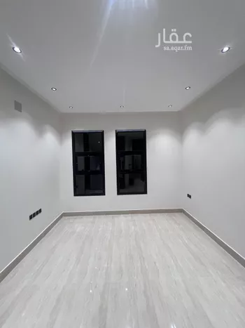 فيلا للبيع في شارع عبدالله بن ثعلبة, حي الرمال, مدينة الرياض, منطقة الرياض صورة 2