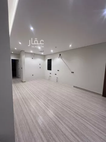شقة للبيع في شارع الشيخ جابر الأحمد الصباح, حي الرمال, مدينة الرياض, منطقة الرياض صورة 4