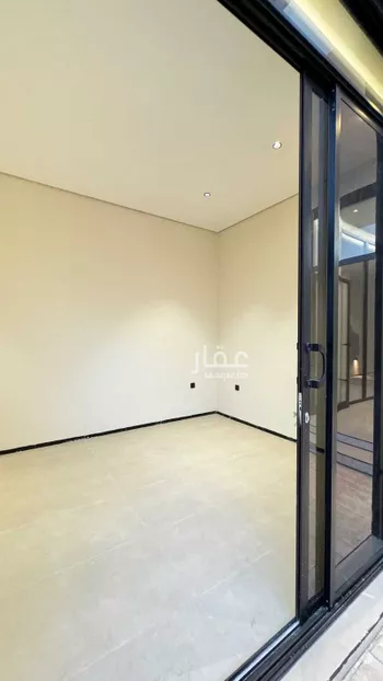دور للبيع في شارع الموز, حي اليرموك, مدينة الرياض, منطقة الرياض صورة 3