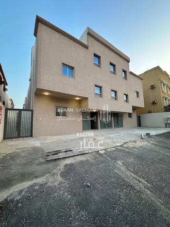 شقة للبيع في شارع سعيد بن عبيد, حي الحمراء, مدينة الجبيل, المنطقة الشرقية