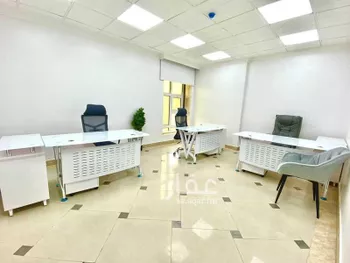 مكتب تجاري للإيجار في شارع العروبه, حي الورود, مدينة الرياض, منطقة الرياض صورة 3