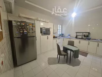فيلا للبيع في شارع سليمان بن عفيصان, حي القرينية, مدينة جدة, منطقة مكة المكرمة صورة 4