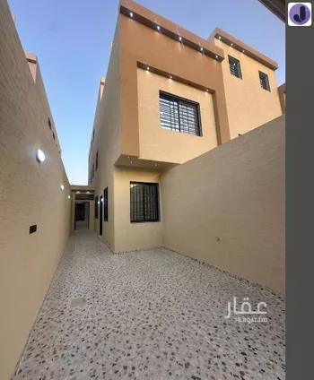 دور للبيع في شارع علي بن سلامة اللخمي, حي بدر, مدينة الرياض, منطقة الرياض صورة 2