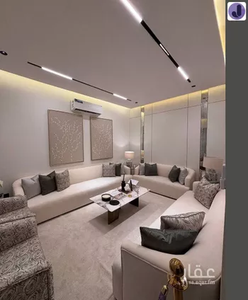 فيلا للبيع في شارع علي بن الحسن الخزرجي, حي عكاظ, مدينة الرياض, منطقة الرياض صورة 2