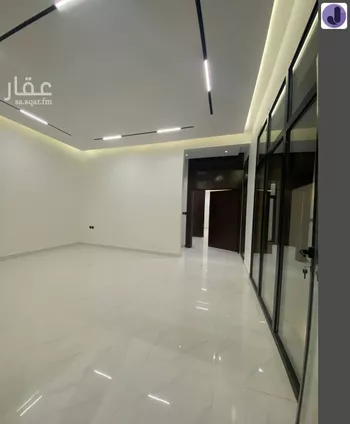 فيلا للبيع في شارع طريق الملك فهد, حي الحي الشرقي, مدينة مدينة الملك خالد العسكرية, المنطقة الشرقية صورة 5