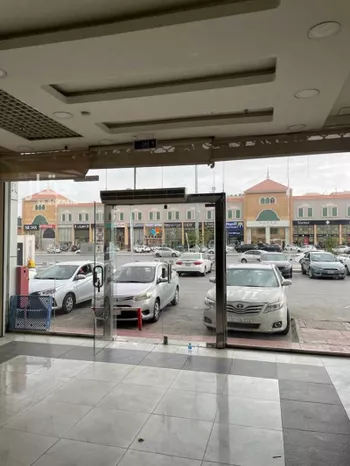 محل للإيجار في شارع انس بن مالك, حي الملقا, مدينة الرياض, منطقة الرياض صورة 4