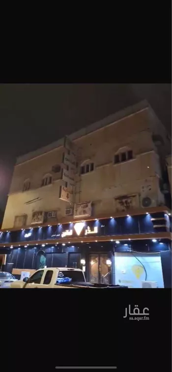 بيت للبيع في شارع المدينه المنوره، 4747 ، حي السوق ، سكاكا ، منطقة الجوف