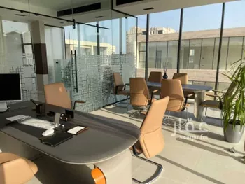 مكتب تجاري للإيجار في شارع الملك فهد بن عبدالعزيز سعود, حي الخور, مدينة الخبر, المنطقة الشرقية صورة 5