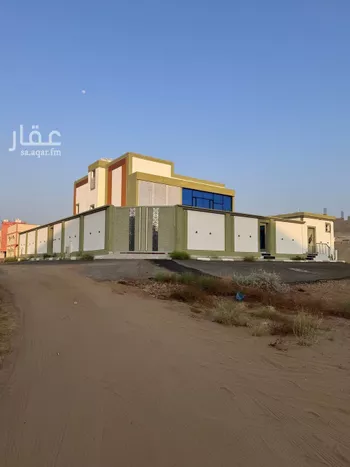 دور للبيع في شارع صفية بنت حيى بن اخطب, حي الورود, مدينة صامطه, منطقة جازان صورة 2